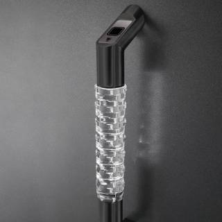 Handles for aluminium doors