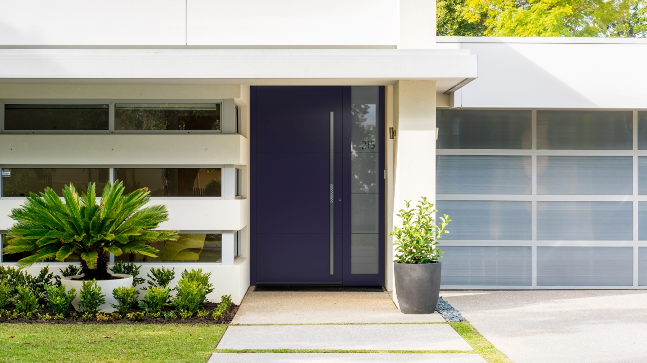 Aubergine purple-like door